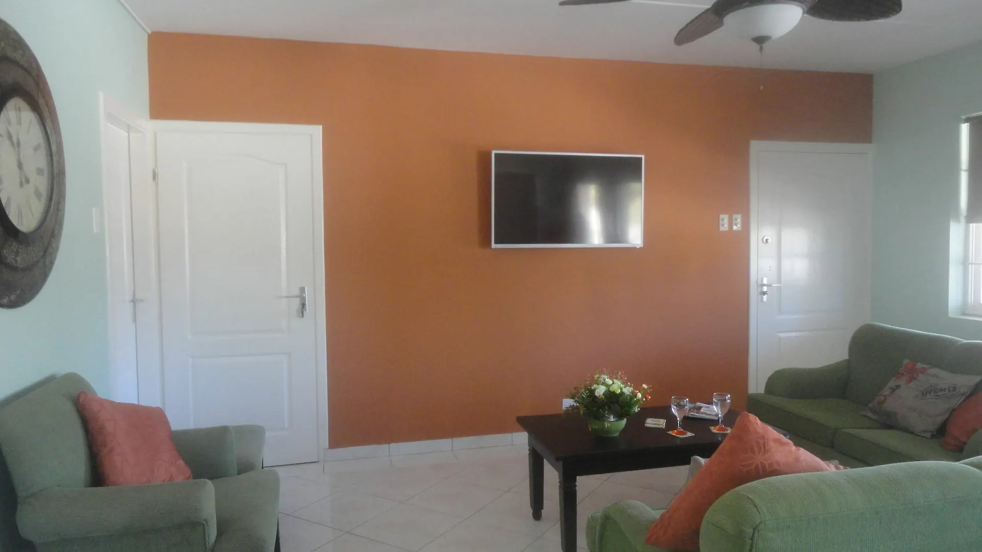 Landslake Apartments Palm Beach 0*,  Aruba