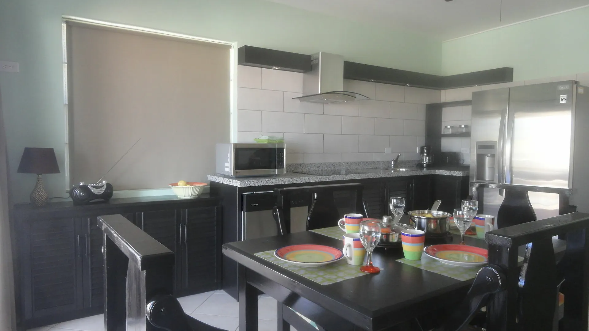 Landslake Apartments Palm Beach